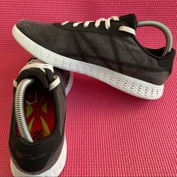 Skechers on the go glide sprint walking shoe women’s 10 - Picture 5 of 8